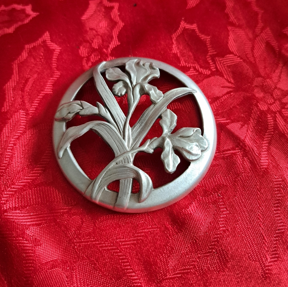 Vintage Pewter  Floral Lid